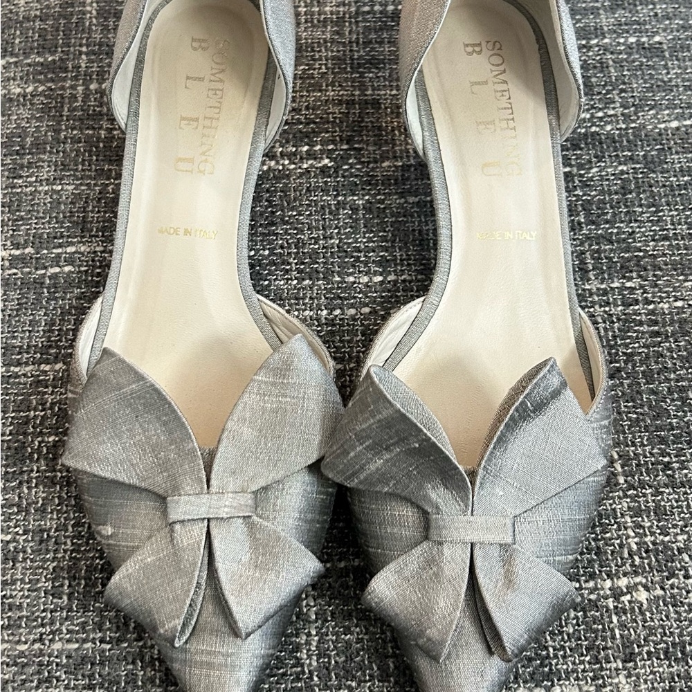 Something Bleu Cliff D’Orsay Raw Silk Gray Bow Kitten Heels